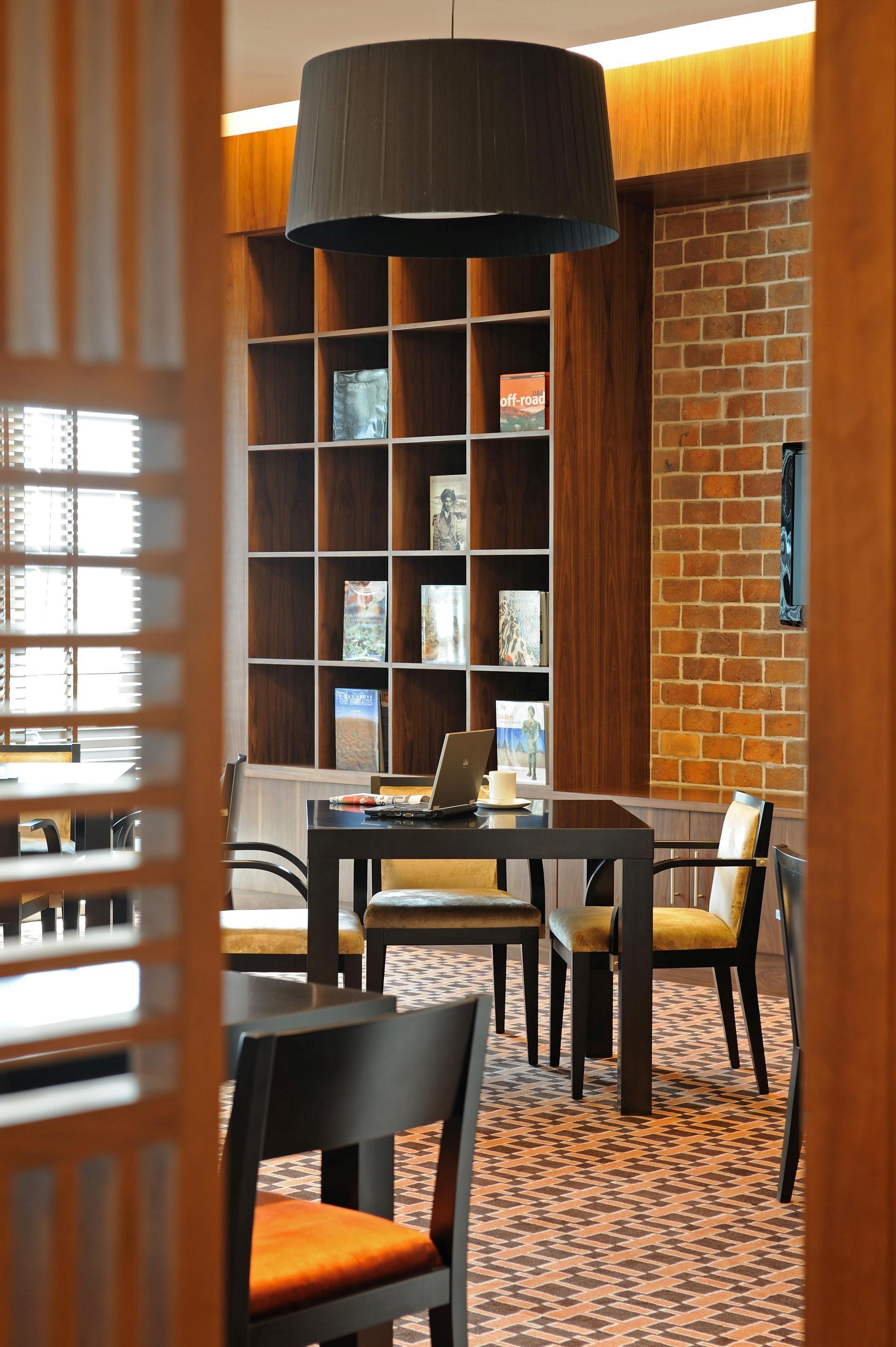 Staybridge Suites Yas Island Abu Dhabi By Ihg Restaurante foto