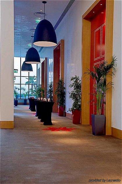 Staybridge Suites Yas Island Abu Dhabi By Ihg Interior foto